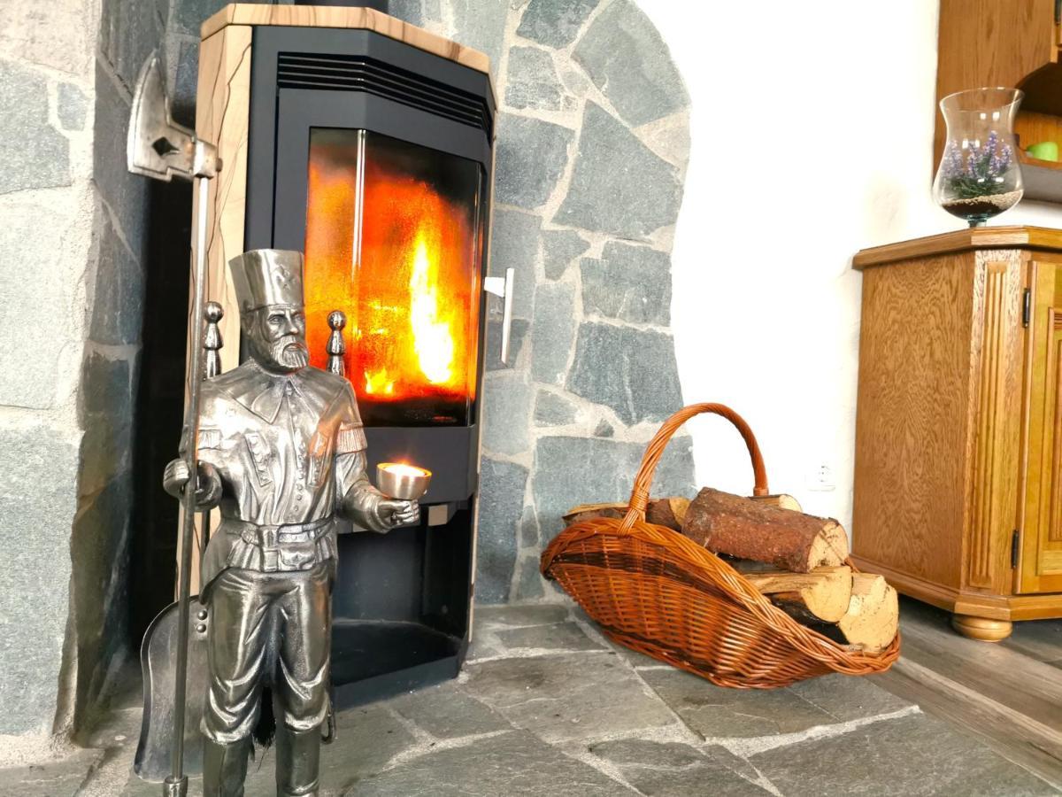 Ferienwohnung Am Bergmannsbrunnen シェーンハイデ エクステリア 写真
